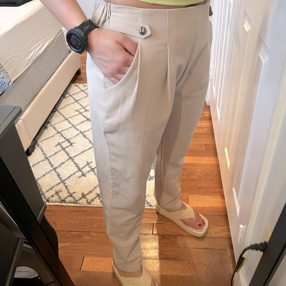 Khaki dress pant
